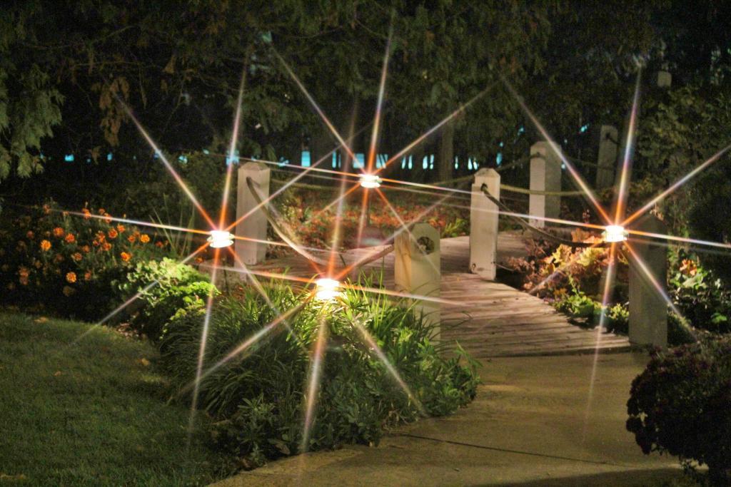 Competition entry: Walk way in Sister Bay at night