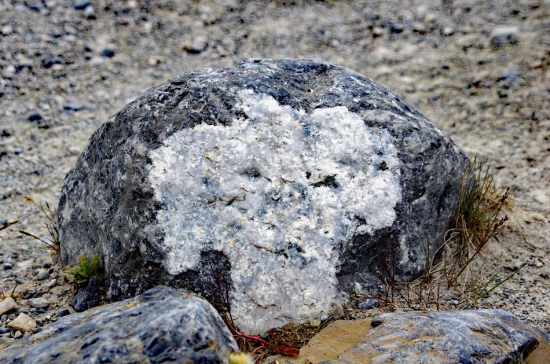 Competition entry: Face in the rock