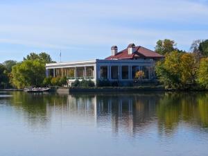 Competition entry: Lake Como Pavilion