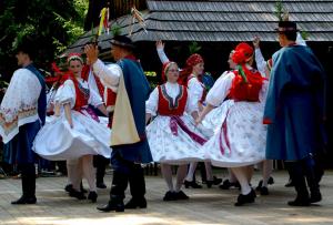 Competition entry: Czech folk dancers