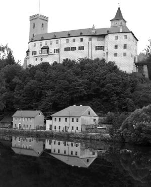 Competition entry: Castle by the river