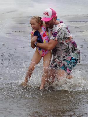 Competition entry: Dont let go